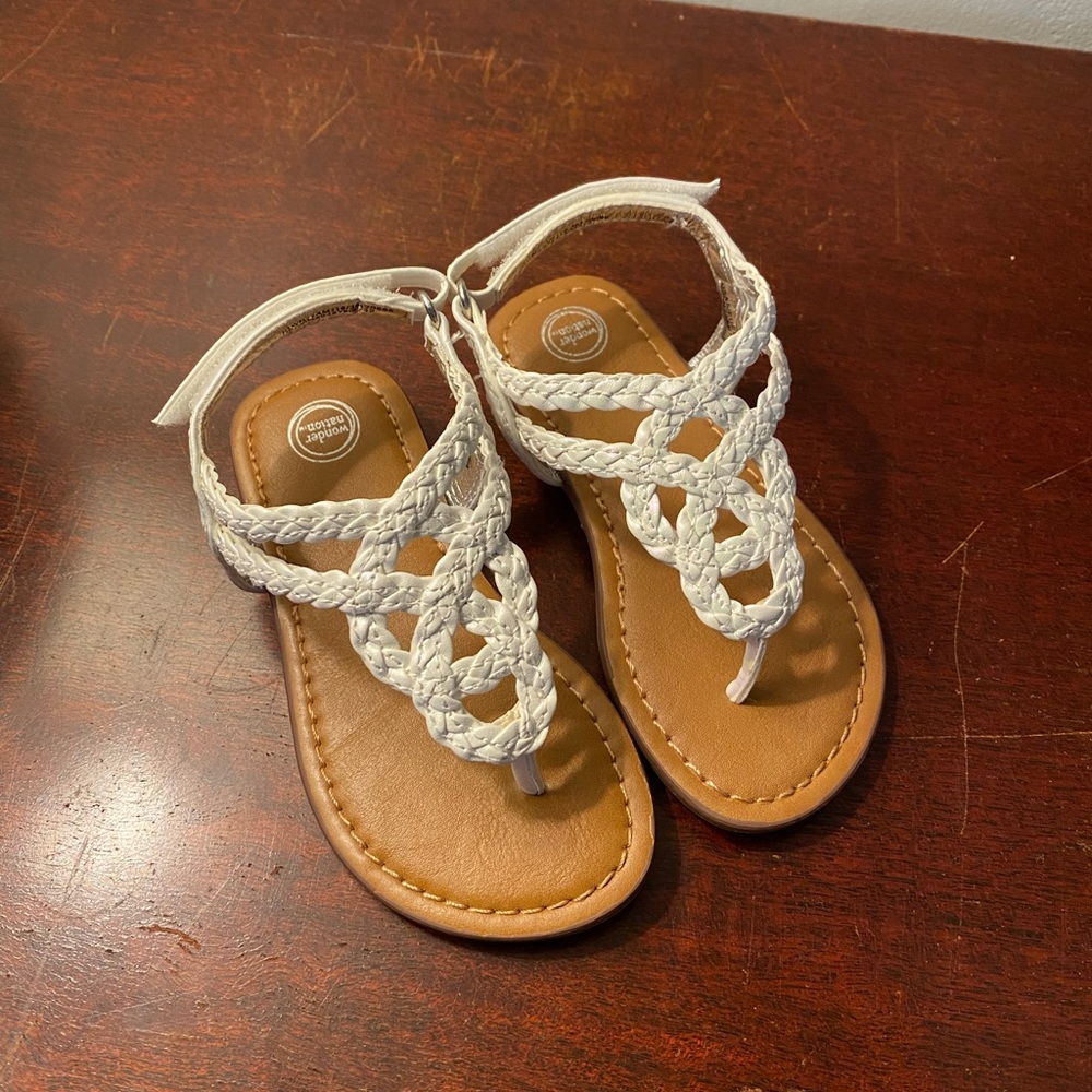 Toddler sandals, white, size 6
